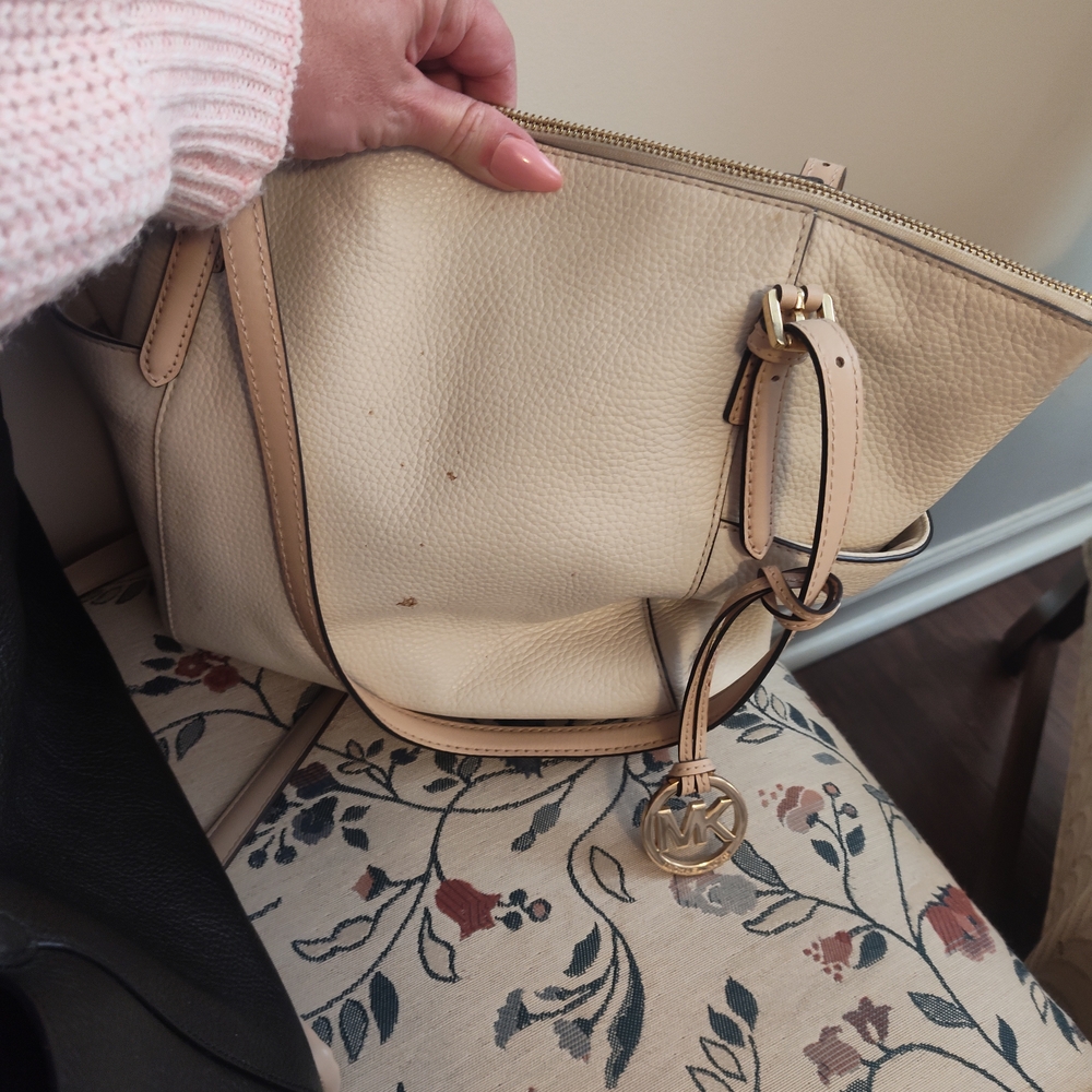 Michael Kors Beige Leather Tote